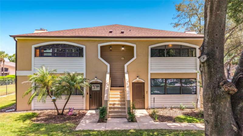 2 bedroom Condominium at 2936 S SEMORAN BOULEVARD #105, CENTRE COURT CONDO 01 PH 01, ORLANDO — photo 1
