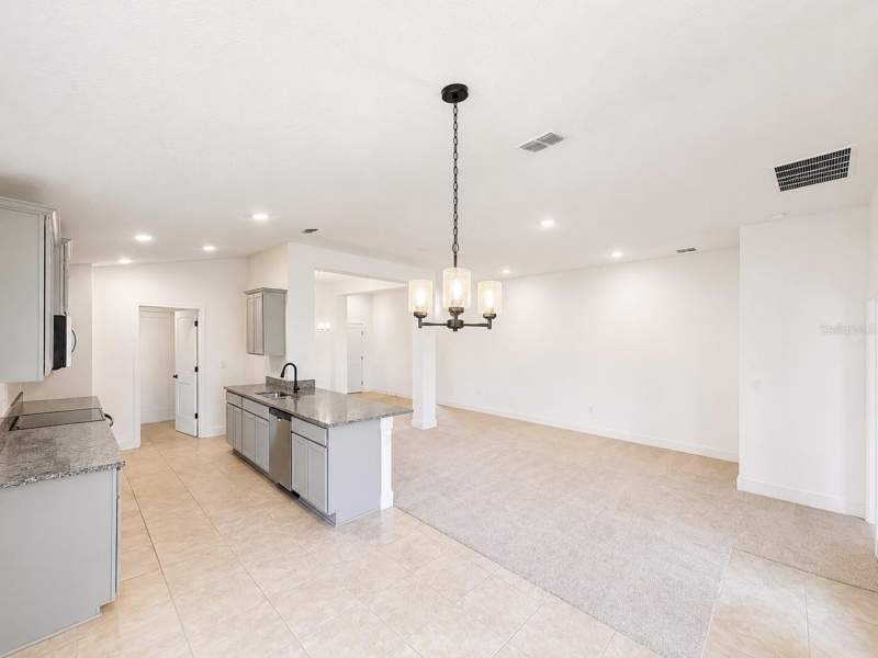 3 bedroom Single Family Residence at 7636 Bent Tree Loop, Harmony Central Ph 2, St Cloud — photo 4