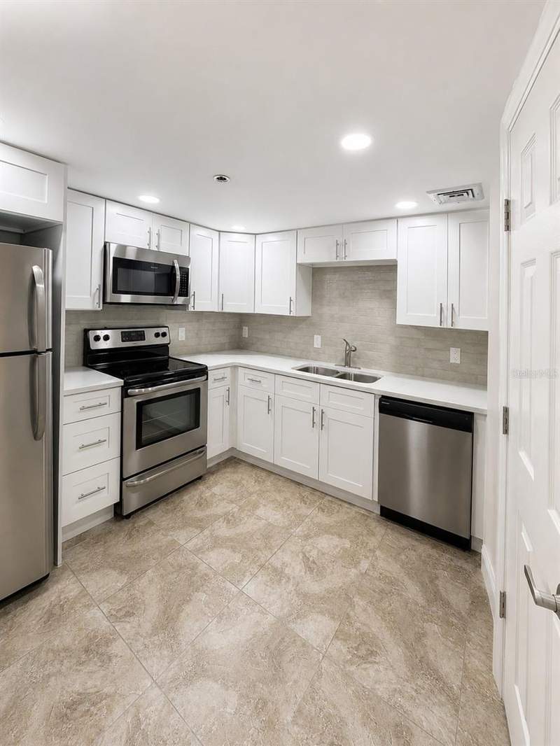 2 bedroom Condominium at 1 Key Capri #102W, Key Capri Condo, Treasure Island — photo 3