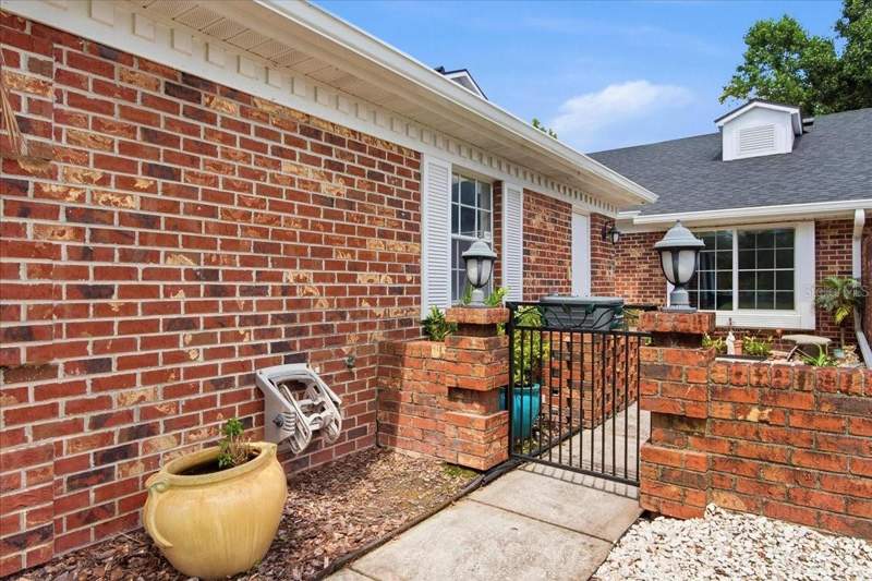 2 bedroom Condominium at 1429 S Chickasaw Trail #7, Country Club Villas Rio Pinar, Orlando — photo 2