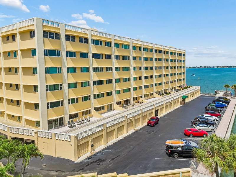 1 bedroom Condominium at 100 Bluff View Drive #509C, Harbour Club Condo 3, Belleair Bluffs — photo 2