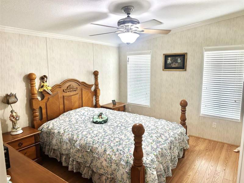 2 bedroom Manufactured Home at 9790 66th Street #200, Clearwater Cascade M/H Park Unrec, Pinellas Park — photo 5