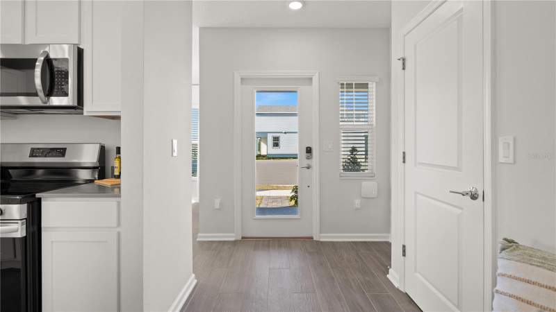 3 bedroom Single Family Residence at 6571 Eastwood Cross Drive, Everbe Ph 1A, Orlando — photo 4