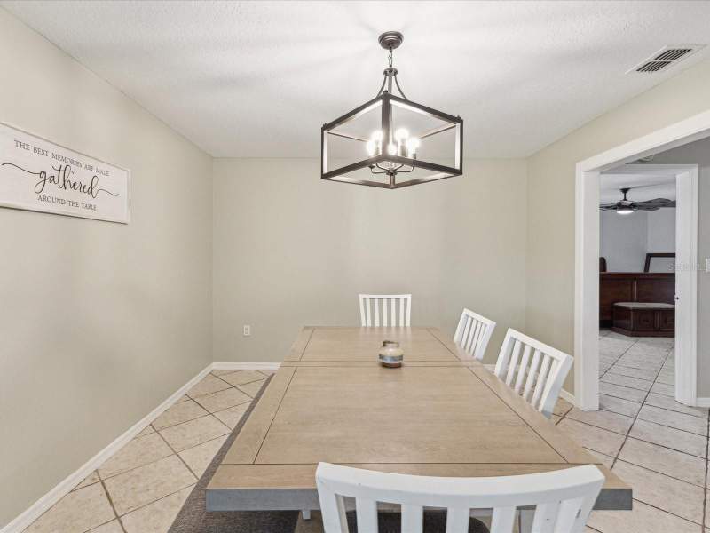 4 bedroom Single Family Residence at 1222 Huntington Avenue, Spring Hill, Spring Hill — photo 5