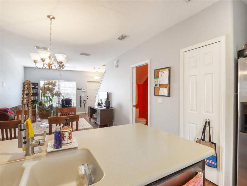 2 bedroom Townhouse at 3250 Windleshore, Windsor Lake Townhomes, Sanford — photo 4
