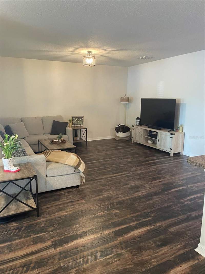 3 bedroom Single Family Residence at 9902 SE 37th Terrace, Cobblestone North, Belleview — photo 5