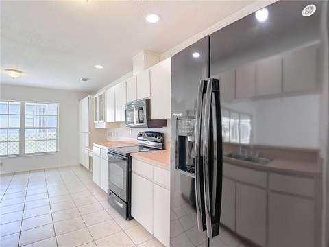 13827 Woodward Drive, Hudson FL - photo 11 of 72
