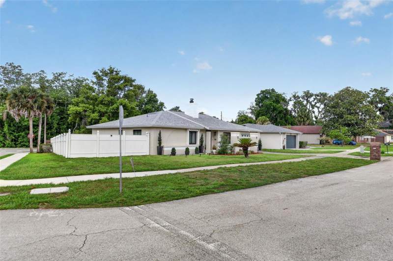 3 bedroom Single Family Residence at 575 Tiberon Cove Road, Tiberon Cove, Longwood — photo 3
