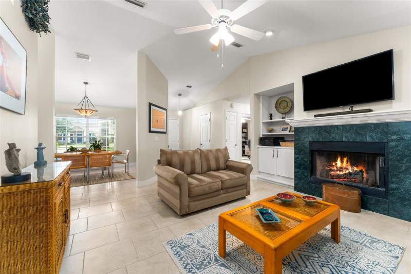3 bedroom Single Family Residence at 4126 NW 60th Avenue, Grand Central Sta Cluster Ph I, Gainesville — photo 3