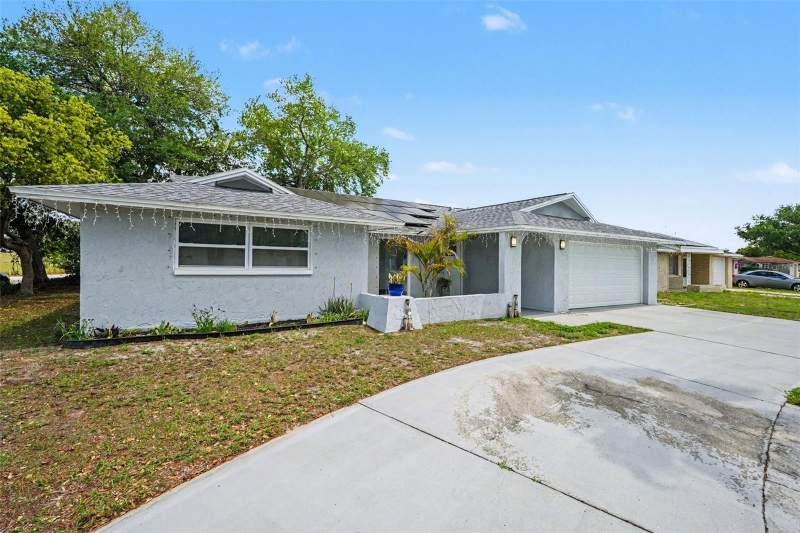 11828 BINGHAM DRIVE home for sale in Gulf Highlands