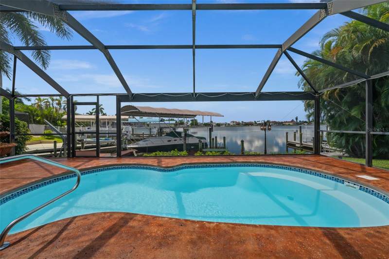 3 bedroom Single Family Residence at 5028 Pelican Boulevard, Cape Coral, Cape Coral — photo 3