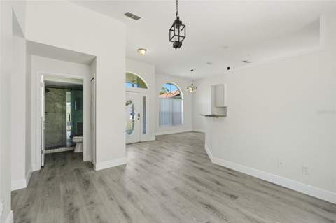 657 McKinley Court, Kissimmee FL - photo 10 of 39