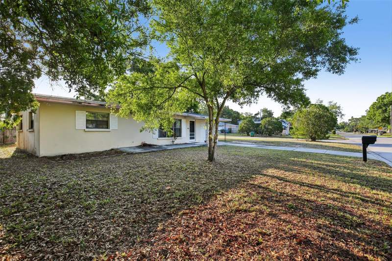 3 bedroom Single Family Residence at 1415 Wood Avenue, Highland Pines 3rd Add, Clearwater — photo 3