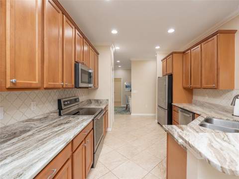 872 Clear Lake Drive, Englewood FL - photo 13 of 62