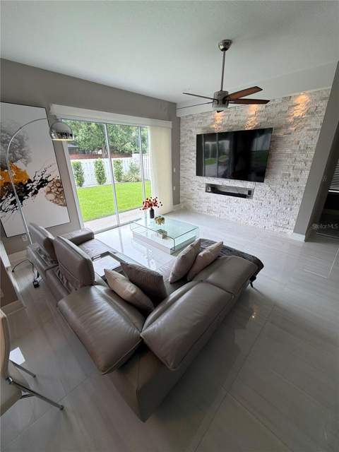 10133 Facet Court, Orlando FL - photo 6 of 20