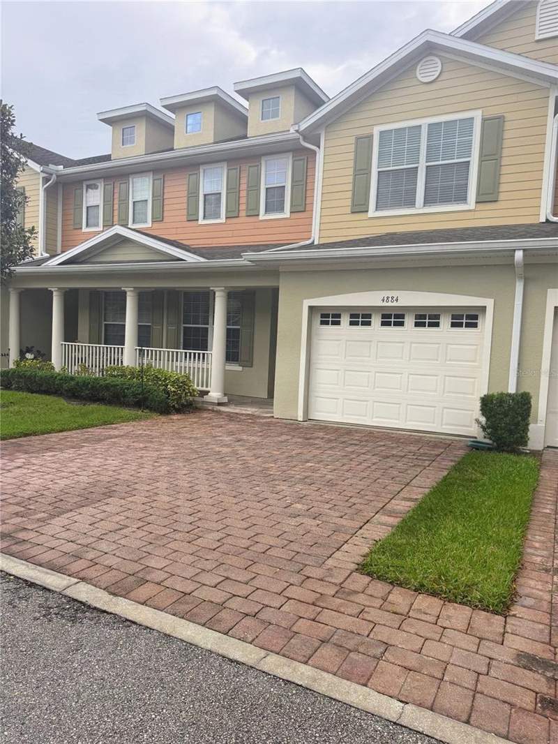 4884 POOLSIDE DRIVE home for sale in Battaglia