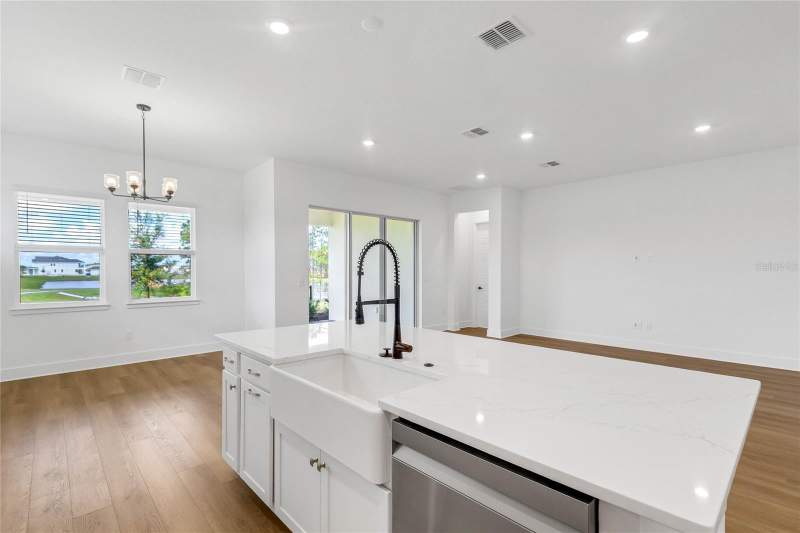 4 bedroom Single Family Residence at 17590 Japonica Bloom Drive, Northlake At Ovation, Winter Garden — photo 4