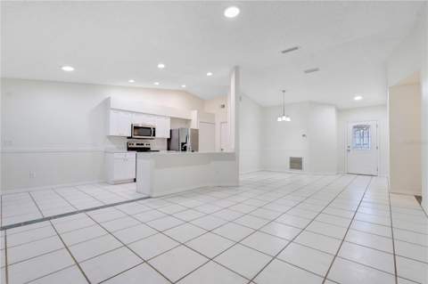 11224 Cypress Leaf Drive, Orlando FL - photo 7 of 35