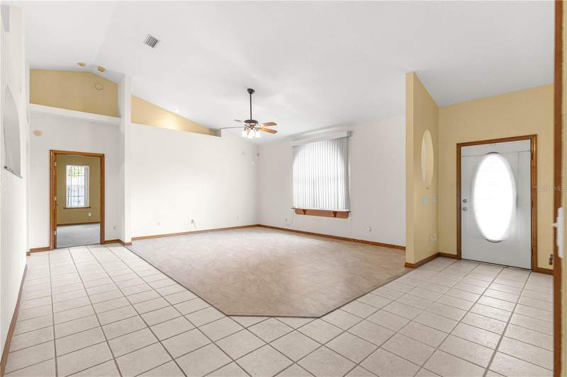 2 bedroom Single Family Residence at 1090 NW 67th Place, Ocala Highlands Estate, Ocala — photo 4