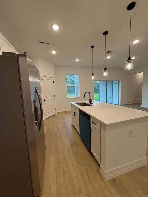 10638 N Citrus Springs Boulevard, Citrus Springs FL - photo 7 of 19