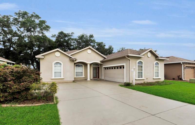 3 bedroom Single Family Residence at 12139 SE 175th Loop, Meadows At Stonecrest, Summerfield — photo 2
