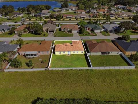 7123 Summit Drive, Winter Haven FL - photo 10 of 53