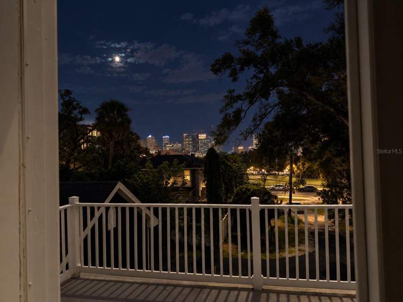 4 bedroom Single Family Residence at 208 W Ross Avenue, Highland Park 1st Add, Tampa — photo 4
