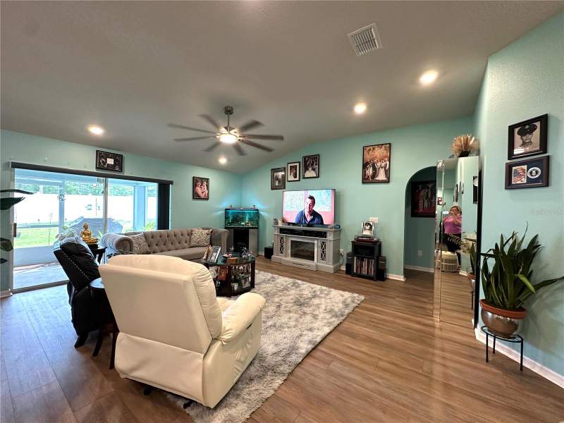 4 bedroom Single Family Residence at 15329 SW 65th Terrace Road, Marion Oaks #9, Ocala — photo 4