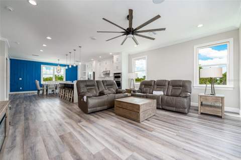 8717 Driftwood Drive, Tampa FL - photo 6 of 89