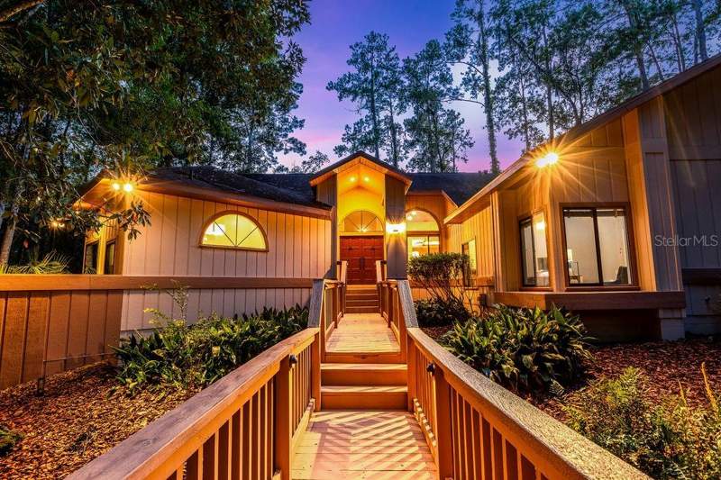 4 bedroom Single Family Residence at 4646 NW 12th Place, Landmark Woods, Gainesville — photo 4