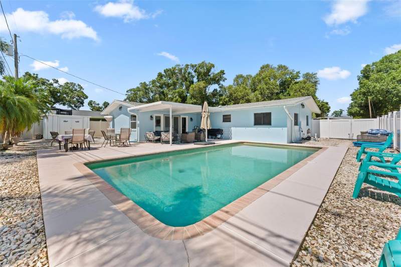 4 bedroom Single Family Residence at 2833 56th Lane, Westgate Heights North, St Petersburg — photo 5
