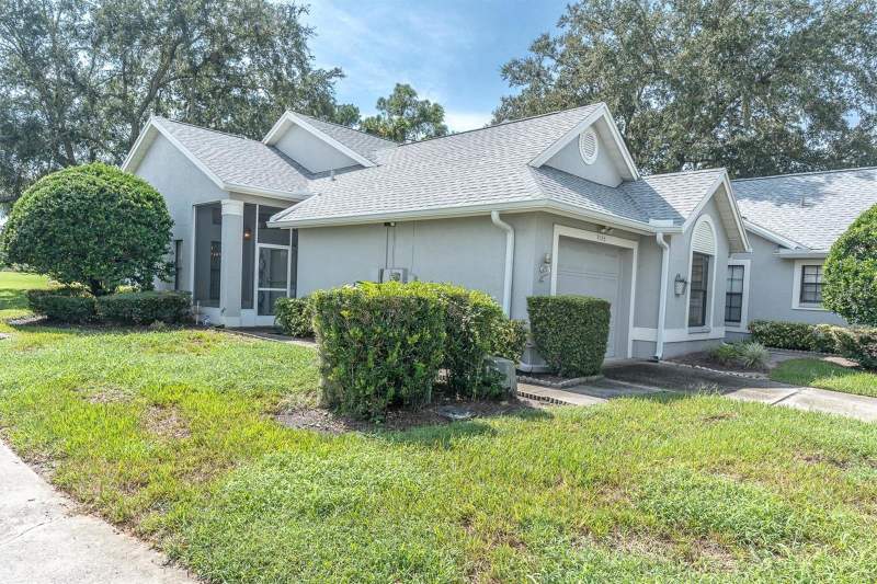2 bedroom Condominium at 9126 Bassett Lane, Golf View Villas Condo 05, New Port Richey — photo 4