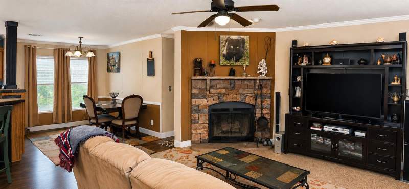 3 bedroom Manufactured Home at 11005 SE 165th Terrace Road, Ocklawaha, Ocklawaha — photo 2