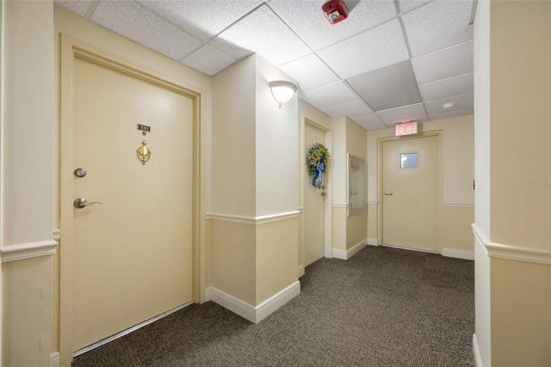 2 bedroom Condominium at 1621 Gulf Boulevard #501, Isle Of Sand Key 1 Condo, Clearwater Beach — photo 5