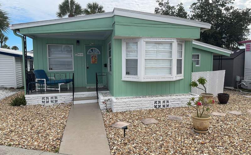 4851 W GANDY BOULEVARD #B7L43 home for sale in Regency Cove A Cooperative