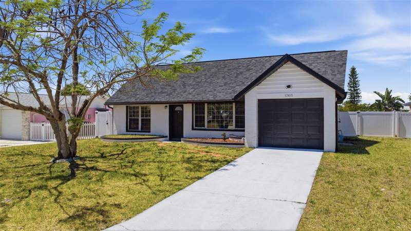 3 bedroom Single Family Residence at 13615 Garris Drive, Sea Ranch On Gulf, Hudson — photo 3