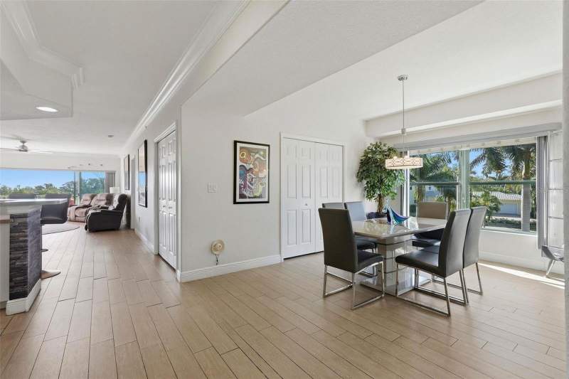 3 bedroom Condominium at 1695 Pinellas Bayway #E4, Hidden Lagoon At Arrowhead Point, Tierra Verde — photo 3