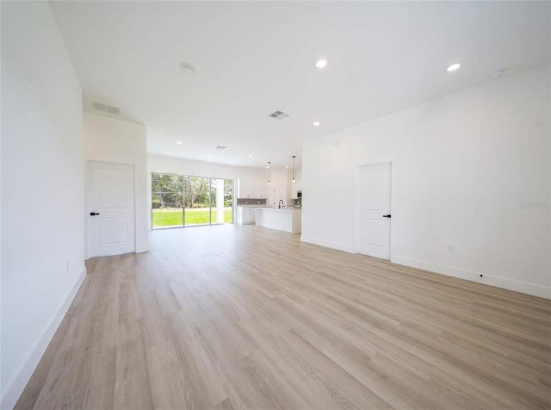 4 bedroom Single Family Residence at 14144 SW 48th Court, Marion Oaks Unit 01, Ocala — photo 3