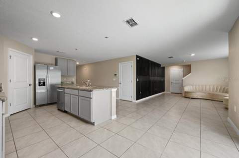5280 Fiddle Fig Avenue, Wimauma FL - photo 8 of 43