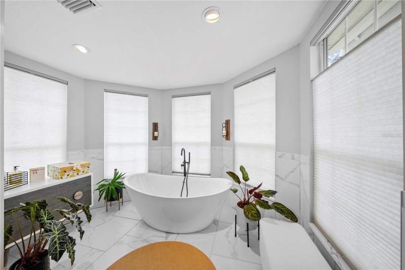 4 bedroom Single Family Residence at 1623 SE 29th Terrace, Woodwind, Ocala — photo 4