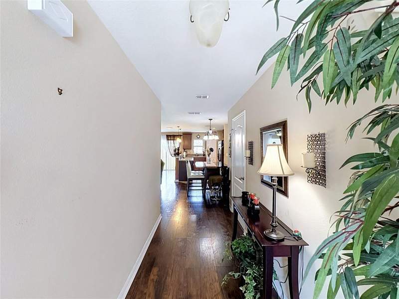 3 bedroom Townhouse at 6420 Windsor Lake Circle, Windsor Lake Twnhms East, Sanford — photo 4