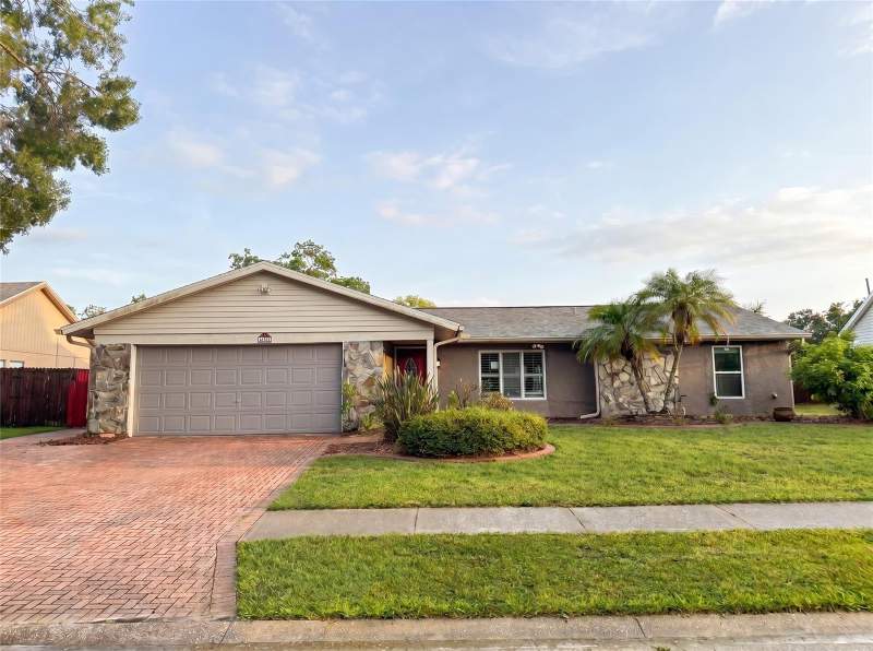 5521 REDHAWK DRIVE home for sale in River Crossing