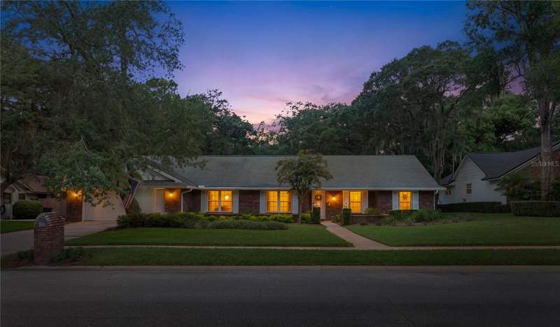 5 bedroom Single Family Residence at 107 Elderberry Lane, Sweetwater Oaks, Longwood — photo 3