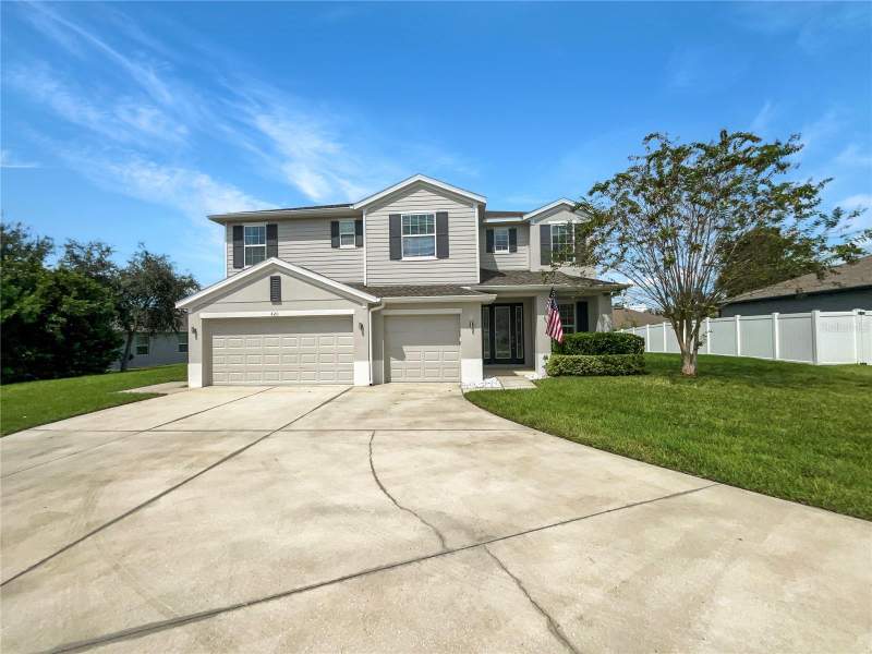 Lake Cove Pointe