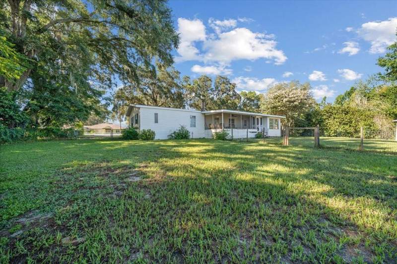 3 bedroom Manufactured Home at 10865 SE Timucuan Road, Johnson Wallace E Jr, Summerfield — photo 4