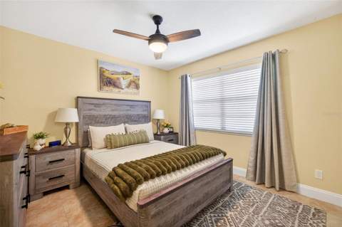 402 SW 37th Lane, Cape Coral FL - photo 22 of 44