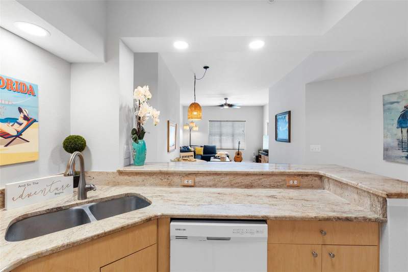 2 bedroom Condominium at 100 4TH AVENUE #111, MADISON AT ST PETE II, ST PETERSBURG — photo 4