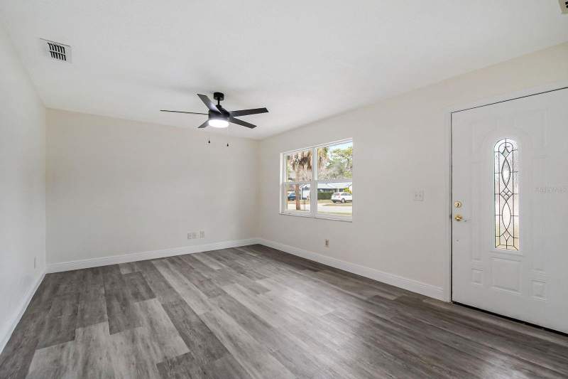 2 bedroom Half Duplex at 3220 Netherwood Drive, Coronation Add, Winter Park — photo 2