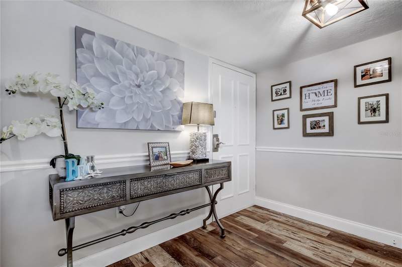 2 bedroom Condominium at 644 ISLAND WAY #101, ISLAND POINT 1 CONDO, CLEARWATER BEACH — photo 4