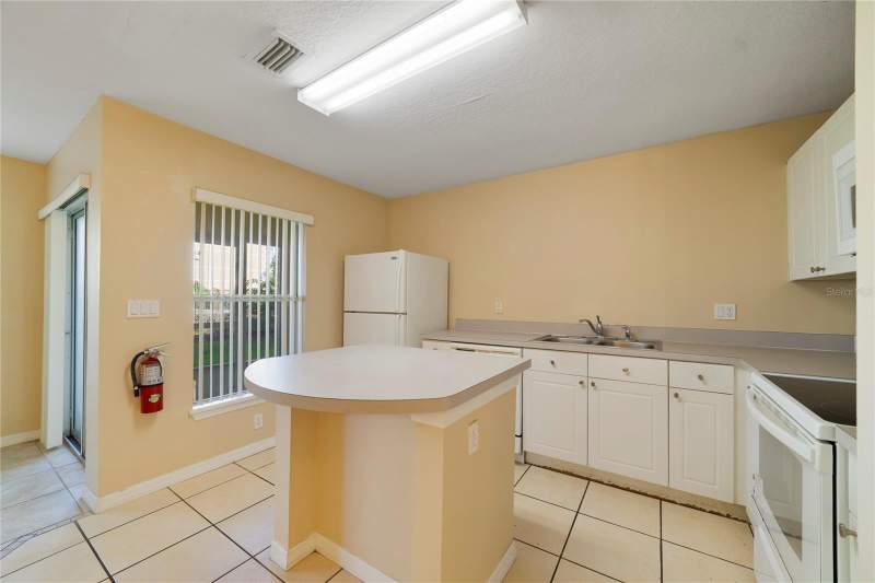 4 bedroom Condominium at 2764 Club Cortile Circle, Club Cortile, Kissimmee — photo 5